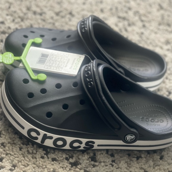 CROCS - Picture 2 of 4